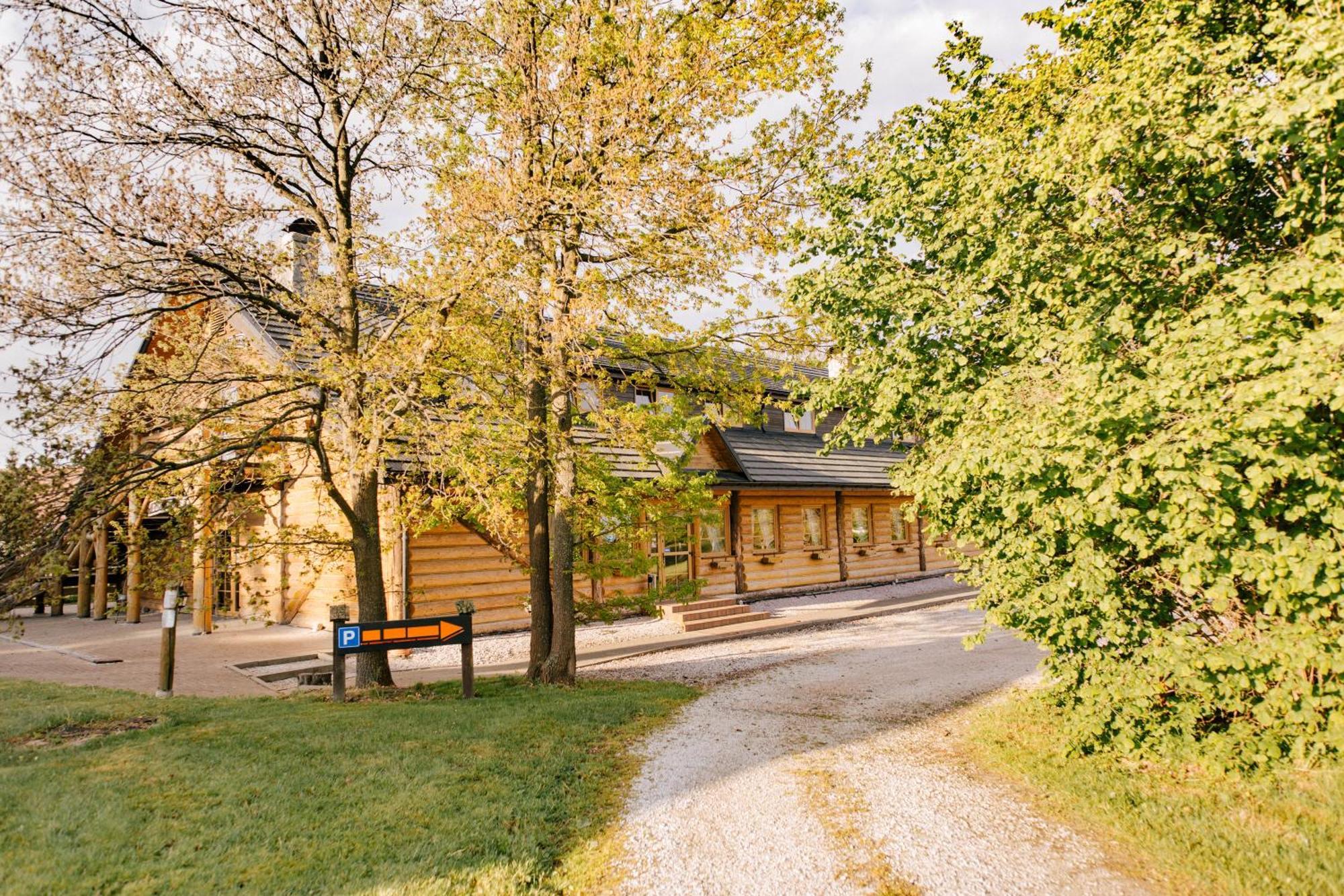Noclegi Przycup W Dolinie Janowice Wielkie Exterior foto